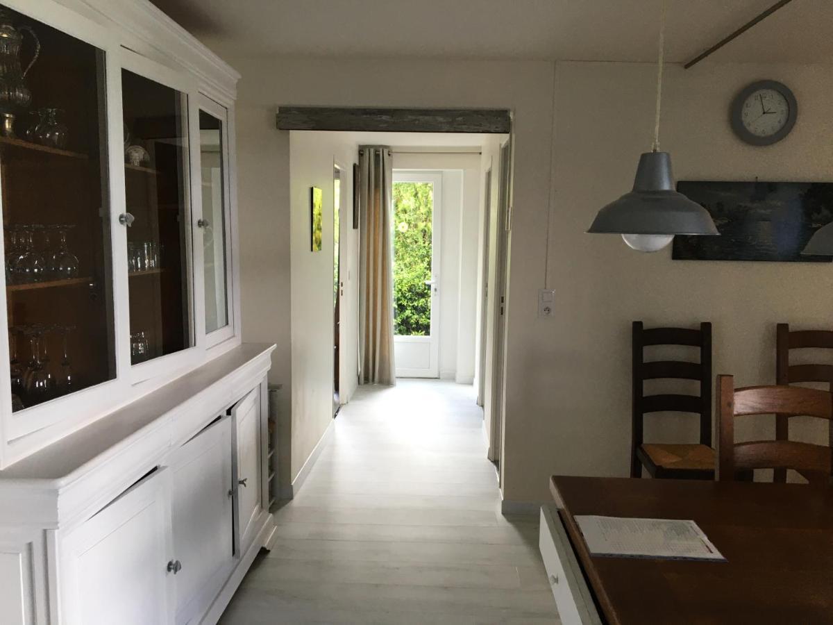Les Gites De La Maison Bleue D'Estialescq Exterior photo